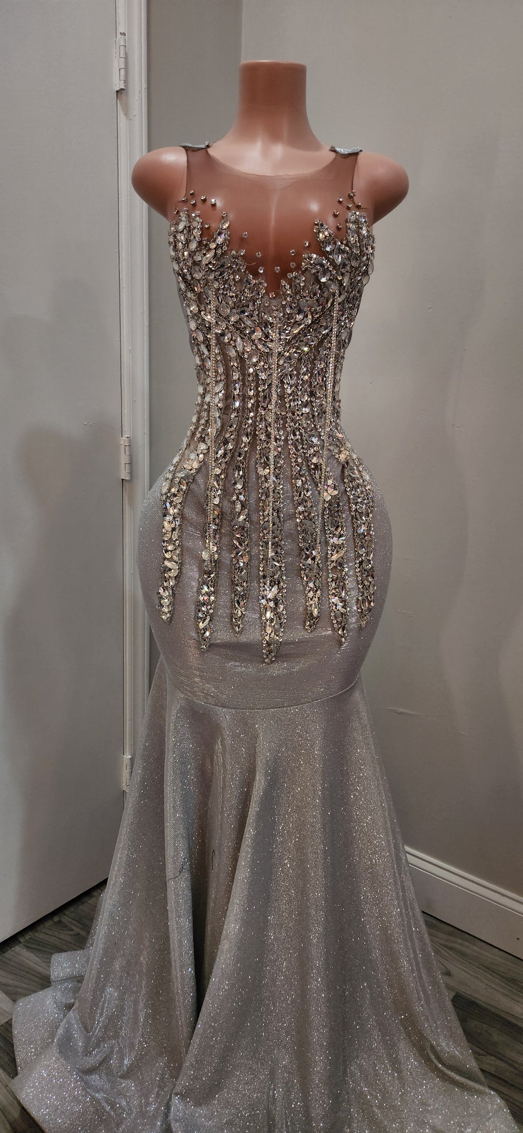 SILVER SAMPLE DRESS( SOLD OUT)
