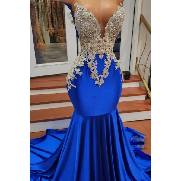 Silver on Light Blue Image 4